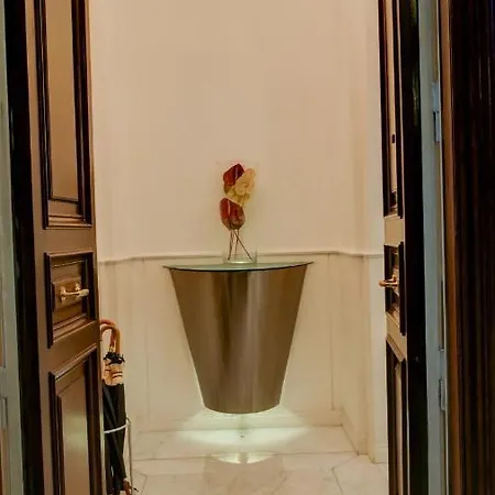 Apartment Enjoy Luxury In Rome